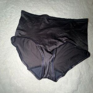 Size 8 Black Women's Briefs - Comfort Fit. MUST BE BUNDLED
